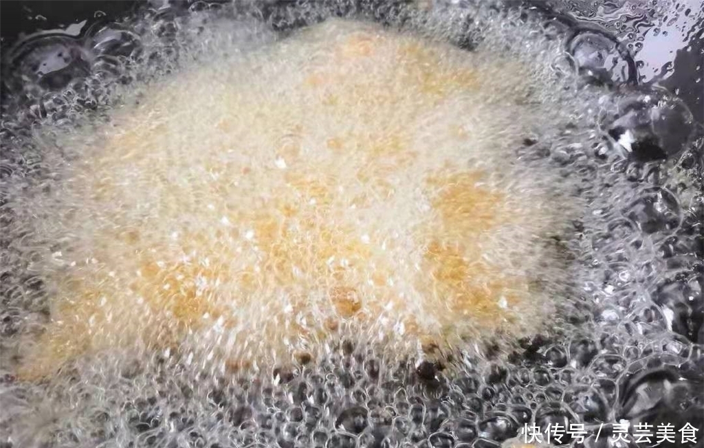 孩子|想吃炸鸡柳不用出去买,教你家常做法,又香又脆,孩子吃不够