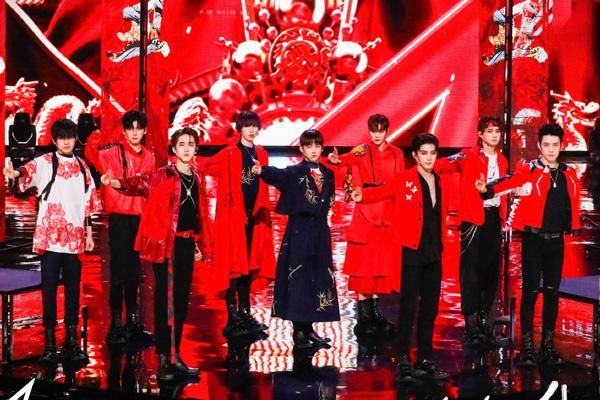  成功|《炙热的我们》何洛洛焉栩嘉遗憾缺席，R1SE惨遭淘汰，他们能否复活成功