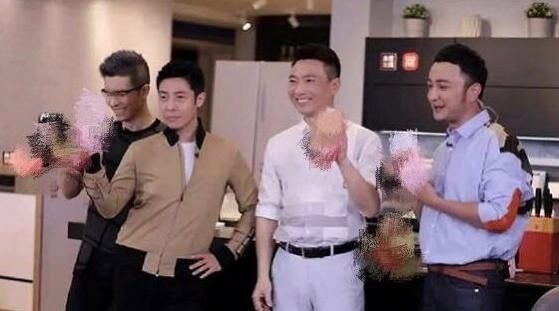  朱广权|央视主持人朱广权又出新段子，翻唱经典，却被质疑修音？