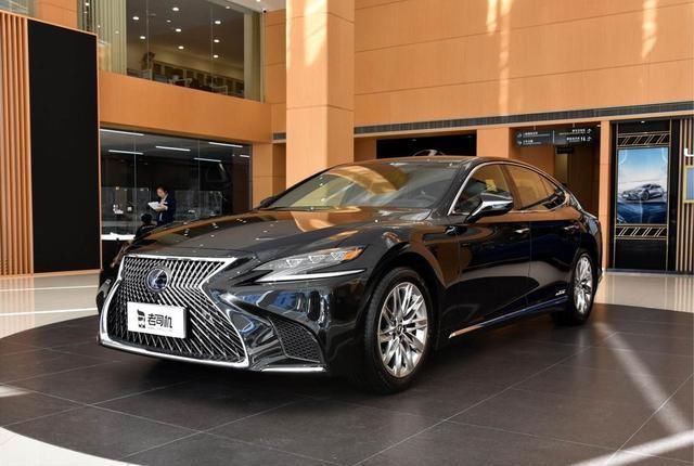  原装|年轻人都喜欢的一款车，原装进口，开出去回头率爆表