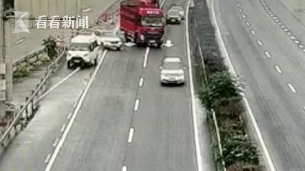  倒车|错过分道口 他高速上“花式”倒车！结果摊上大事