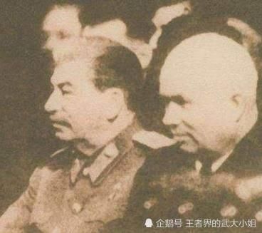  苏联|赫鲁晓夫曾经多崇拜斯大林看看斯大林70大寿他写的文章吧！