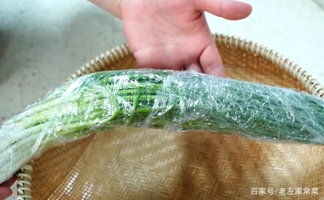  省钱|小葱吃不完难保存？记住2个小窍门，放一年都新鲜，简单又省钱