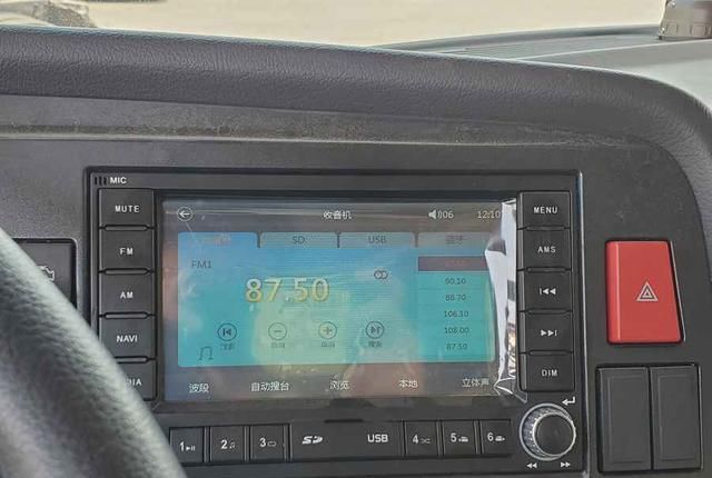  不错|取代豪沃-7,曼技术更可靠驾驶室舒适性也不错,豪沃TX工程车会火吗