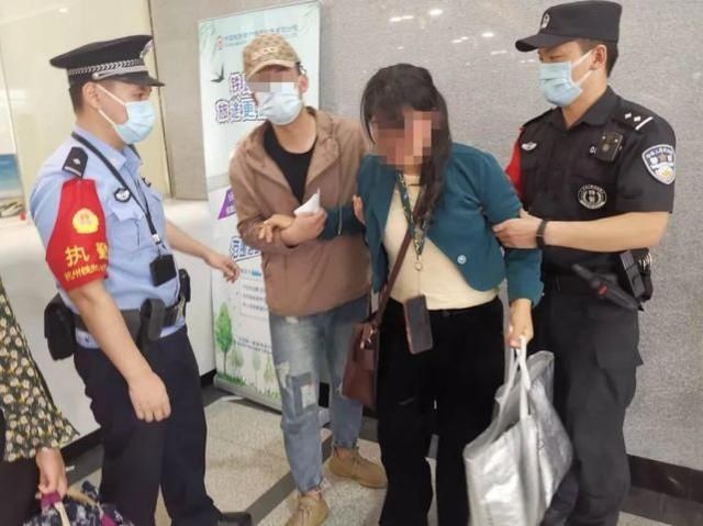  母亲|杭州一火车站，母亲嚎啕大哭：我找了你?4年了！儿子丢下一句话转身就跑