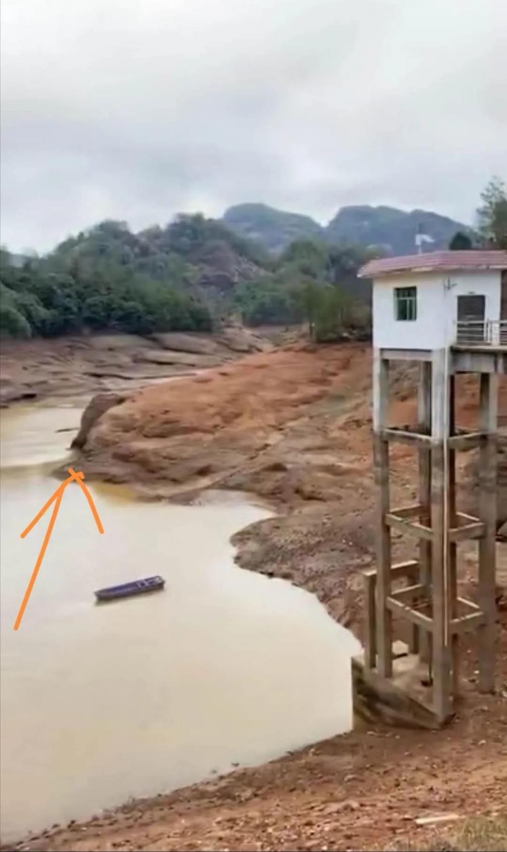  游泳|痛心，兴国高兴某水库一青年不幸溺水