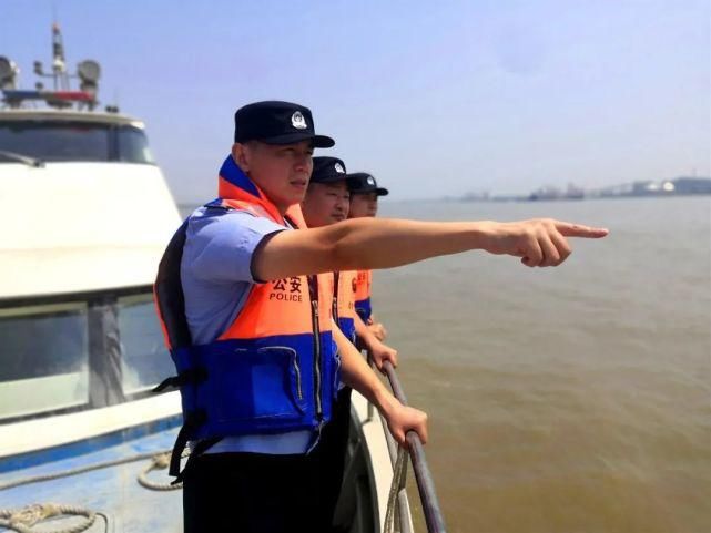 嫌疑人|重拳出击！抓获违法犯罪嫌疑人44名！