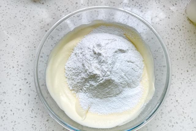 动打蛋器|零难度“网红粑粑糕”,外酥里软又美味,做法比戚风简单省事