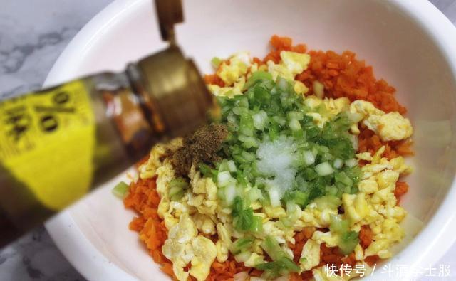  夏天|夏天用这菜包饺子，韭菜芹菜都靠边站，营养解馋，老人孩子都爱吃