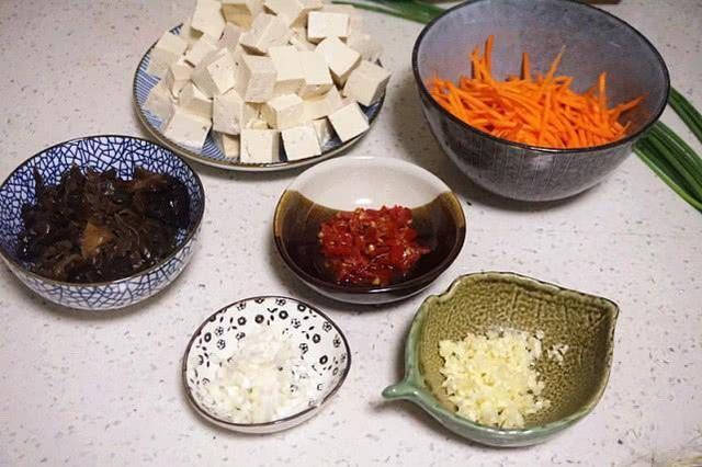 胡萝卜|这菜就是下饭的代名词,天再热,它一上桌,也能米饭吃光