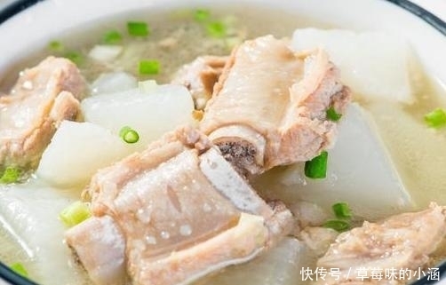 难怪|炖排骨,先放盐还是后放盐?好多人弄错了,难怪排骨不香,还很柴