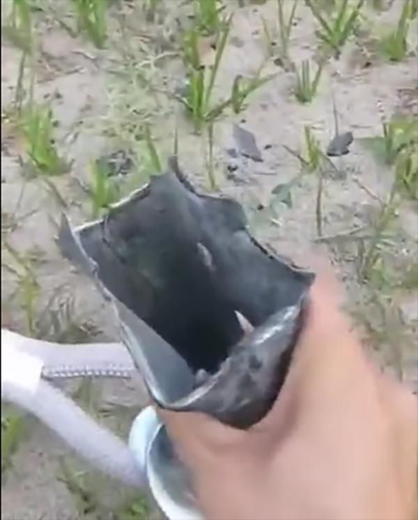  长城|长城炮拖车钩断裂砸穿车顶！官方回应了