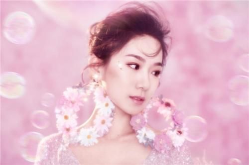  赛场|近百名直播达人集结 中国好声音KK直播赛场火热比拼中