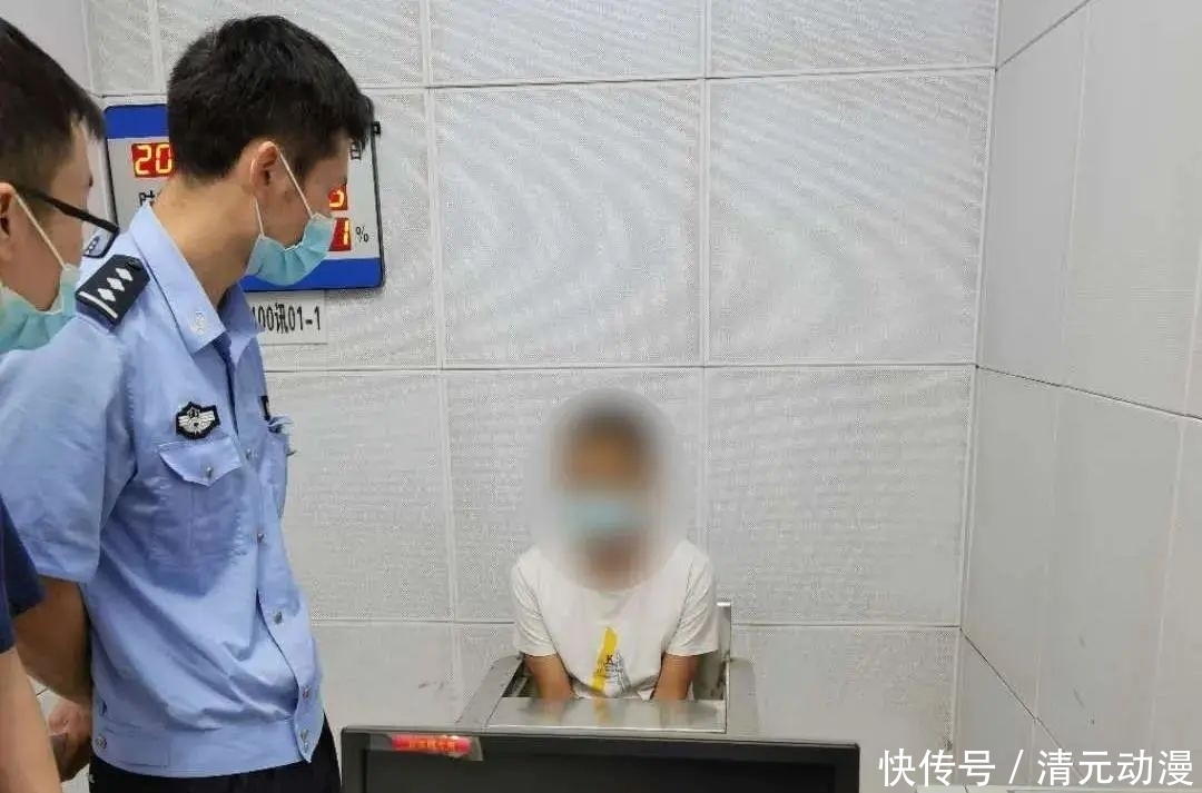 视频|在地铁上直播睡觉、吃东西？民警：为主播送出两副手铐