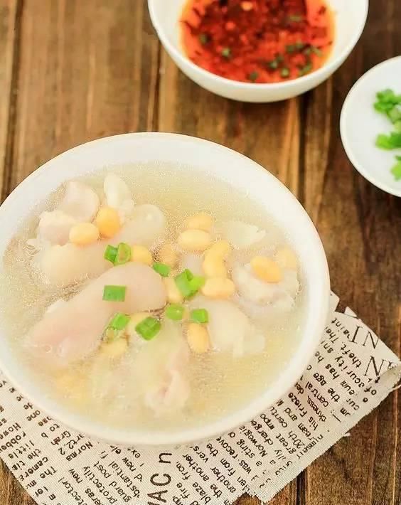 猪蹄洗净|炖猪蹄时用上这一招,几分钟就迅速软烂,关键还入味!