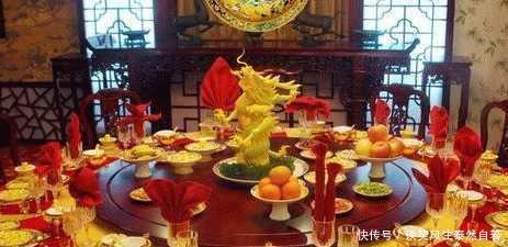 鸭子|皇帝吃剩的剩菜怎么办你以为是喂狗太肤浅了!