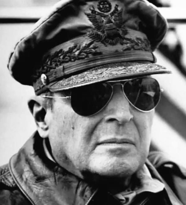 军事|专家说志愿军打败美军是偶然！他们连军事都不懂！居然口出狂言