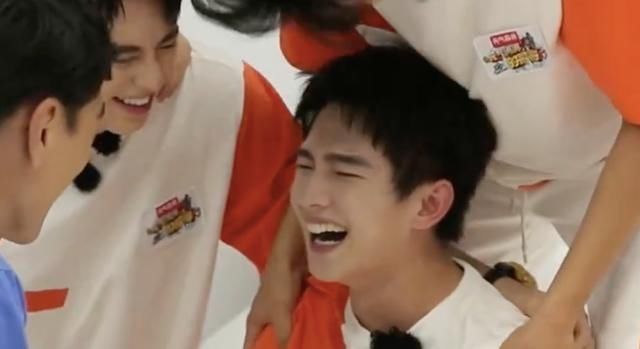 今夏|《元气满满的哥哥》连续7周第一成今夏大黑马