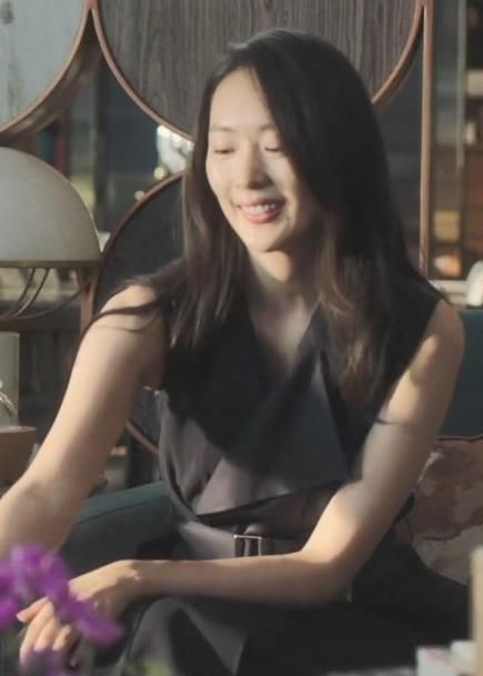  气质|最强职场穿搭，顾佳look轻熟显气质，时尚又自在