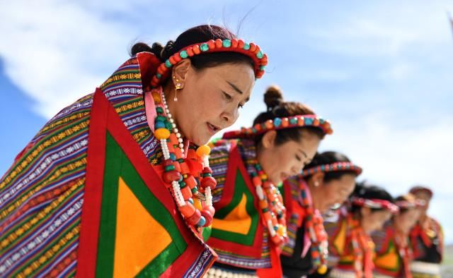  区札达县托林广场|“藏西秘境”的文化瑰宝——古格宣舞