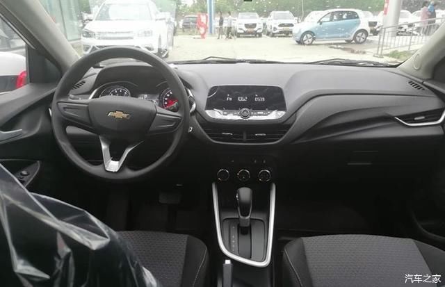 扛不住|又一合资“扛不住”了!科沃兹跌至5.9万,不比捷达更香?