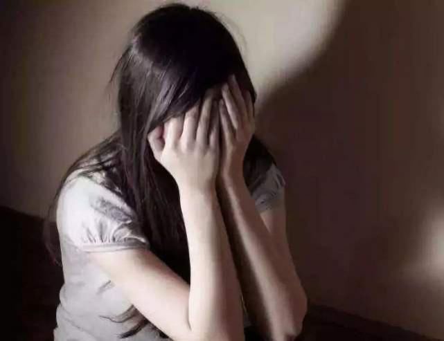 浙大|浙大女博士生跳楼自杀的背后：校内教授不停伸出魔爪骚扰