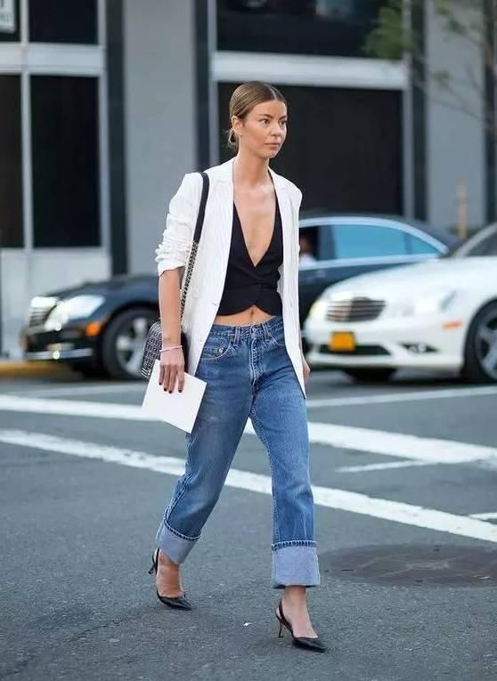 半丸子头|发型和衣服这样搭,让你从头美到脚!