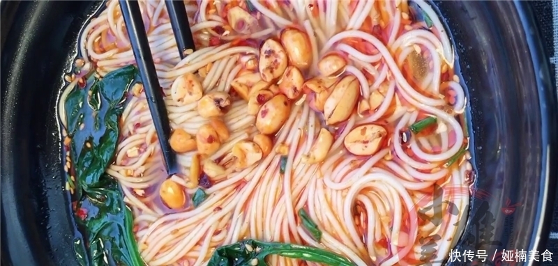 早餐|喜欢吃面条的一定要学,早餐教你在家简单一做,色香味俱全