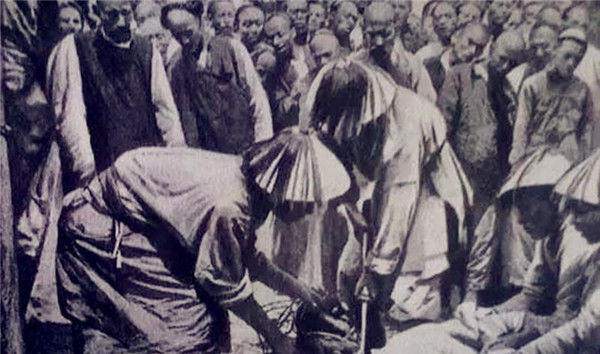 花甲|新娘猝死，花甲老翁惊现棺中，谜团重重，真相为何？