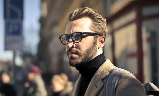 生活|愚蠢的人一直在抱怨,智慧的人总是在改变,你是哪一种