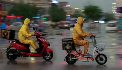 催餐|催餐不得,外卖小哥将餐馆店长拖出去打?等两分钟,就那么难吗