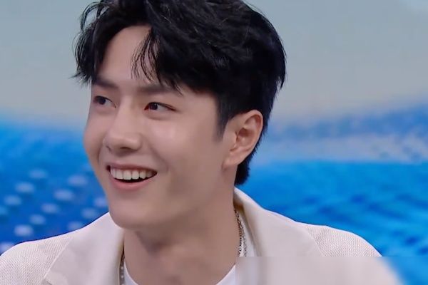  拒绝|遇到告白如何拒绝？赵丽颖简单直白，王一博多加一个字意思却变了