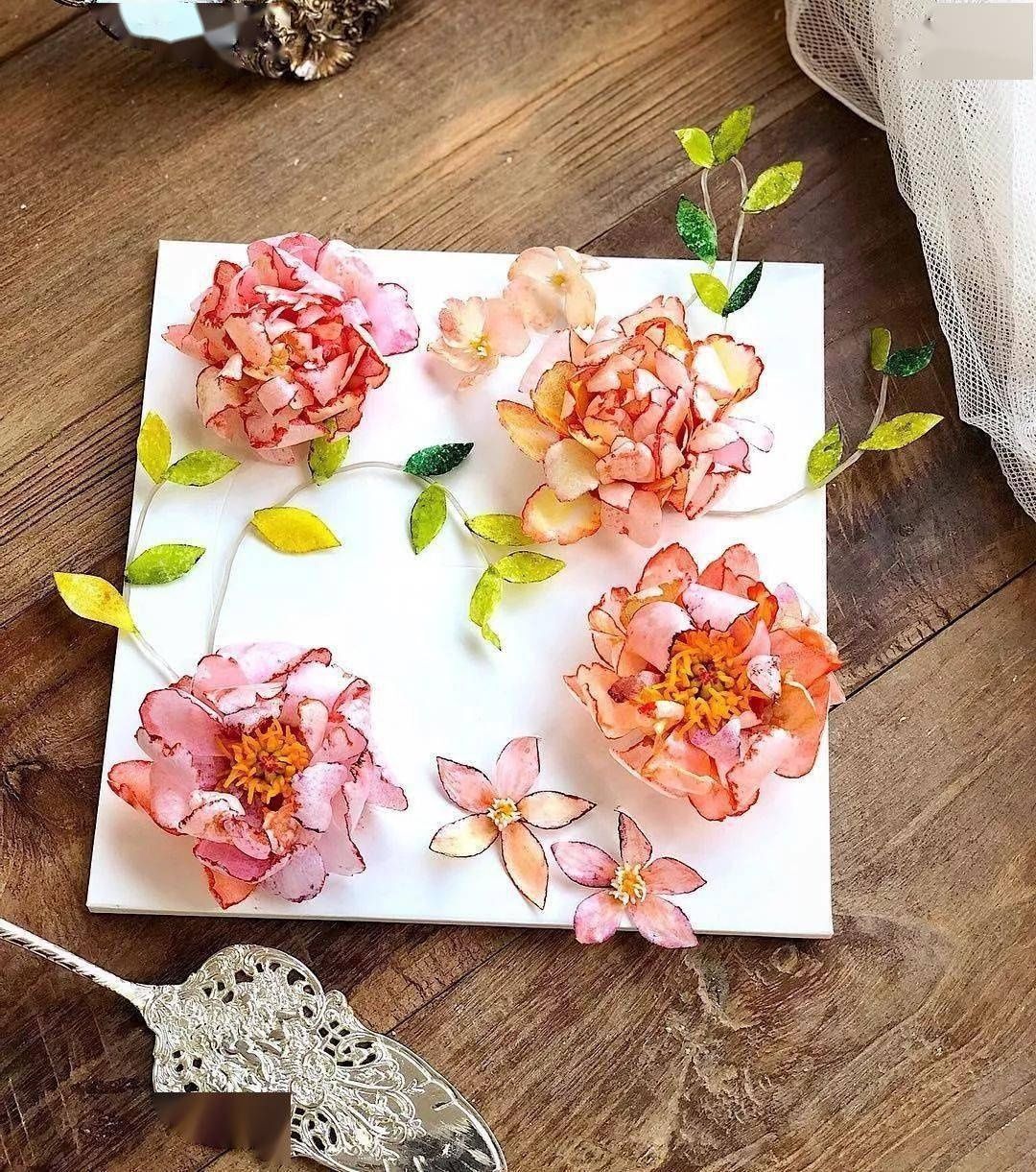 包袱蛋糕|脑洞太大韩国小姐姐晒神秘蛋糕,引百万粉丝每天催更太美了,每一张都让我流口水…