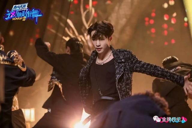  不合时宜|“不合时宜”的钟汉良？