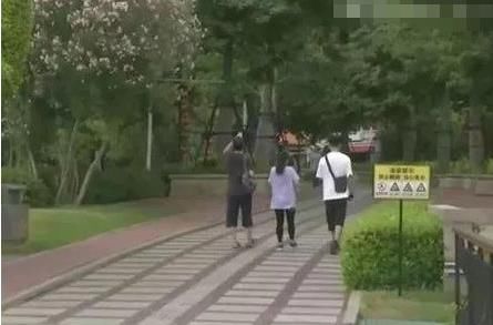  女孩|13岁女孩迷上“帅哥”，却遭其威胁并发生关系，还被拍下私密照