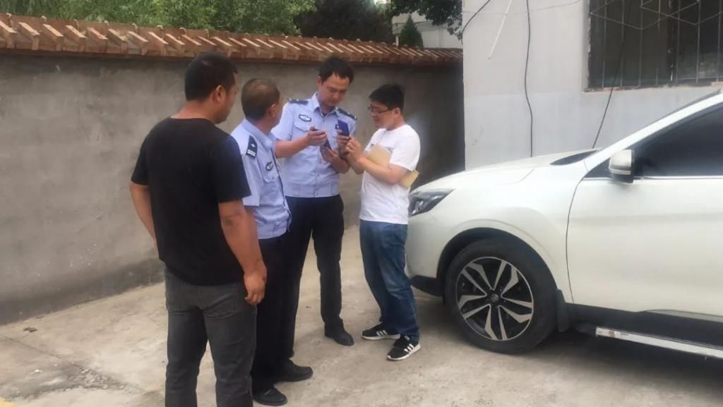 指挥中心|●黄陵交警成功拦截一辆法院查封车辆