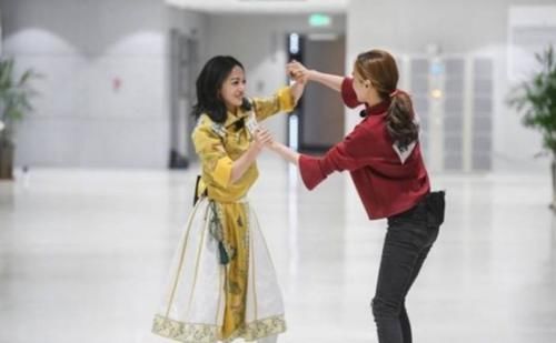  纷纷|跑男史上“最受宠”女嘉宾，全程素颜出镜，连baby都要让着她