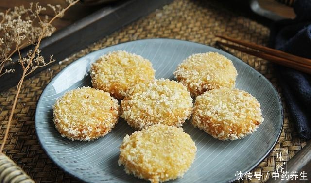 把土豆|自从学会土豆饼这做法,我家一周吃3次,外酥里软,真好吃