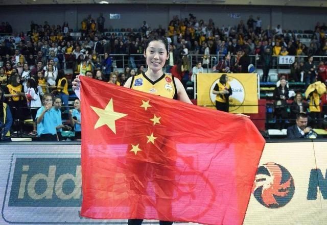  李盈莹|弹跳不高是李盈莹与朱婷、张常宁的最大差距！希望李盈莹能提高啊