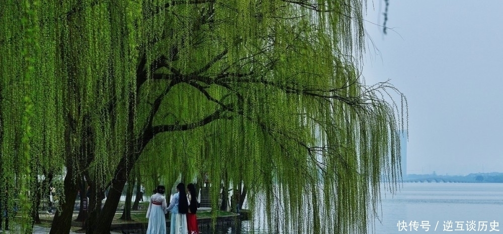 年轻|柳永年轻的妻子病逝！24岁的柳永归心似箭