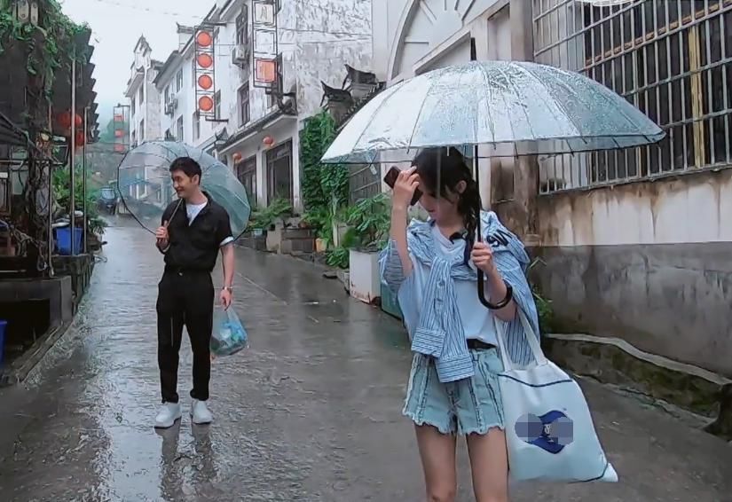  赵丽颖|赵丽颖后悔接《中餐厅》吗？不但没吸粉，还暴露性格缺点