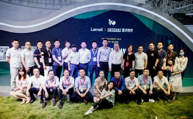  寓言|太空办公的未来寓言