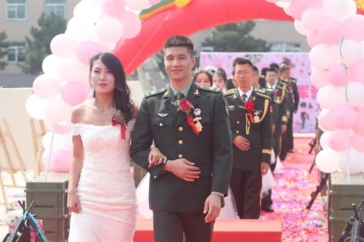 集体婚礼|高甜预警！这场集体婚礼，也太太太甜了吧