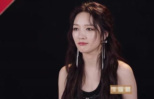  姐姐|《乘风破浪》：孟佳出局后，我终于知道其他队长不选张萌的原因了