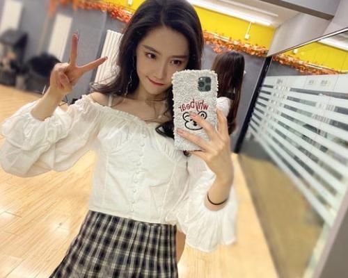  张艺凡|继《超新星》摔倒后，王艺瑾再次给团队丢脸，表现还不如张艺凡