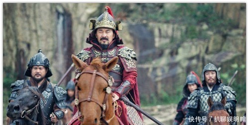 阵前|大将阵前叛变、皇帝遇险，赵匡胤做了什么？赢得了皇帝的信任！