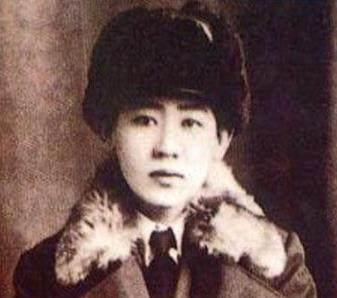  冈村|侵华战犯冈村宁次在中国无所不为，儿子却死在中国，感叹是报应