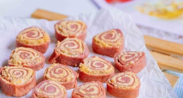  彩蔬面粉|这方子我做了不下10次，酥脆到灵魂，秒杀曲奇更鲜香!宝宝辅食