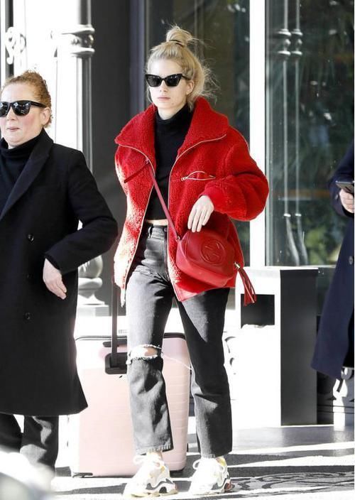 棉袄|大棉袄穿着太老气,一身羊羔绒保暖又时髦,让你气质大提升