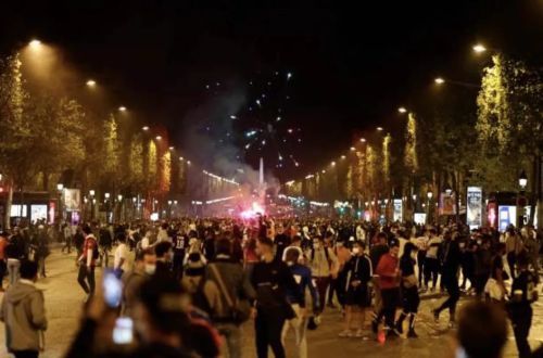 中国|特朗普确诊!新冠疫苗也救不了西方,欧美必然走向“群体免疫”